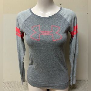 2/$20❤️- SHIRT | Women’s Under Armour shirt size small